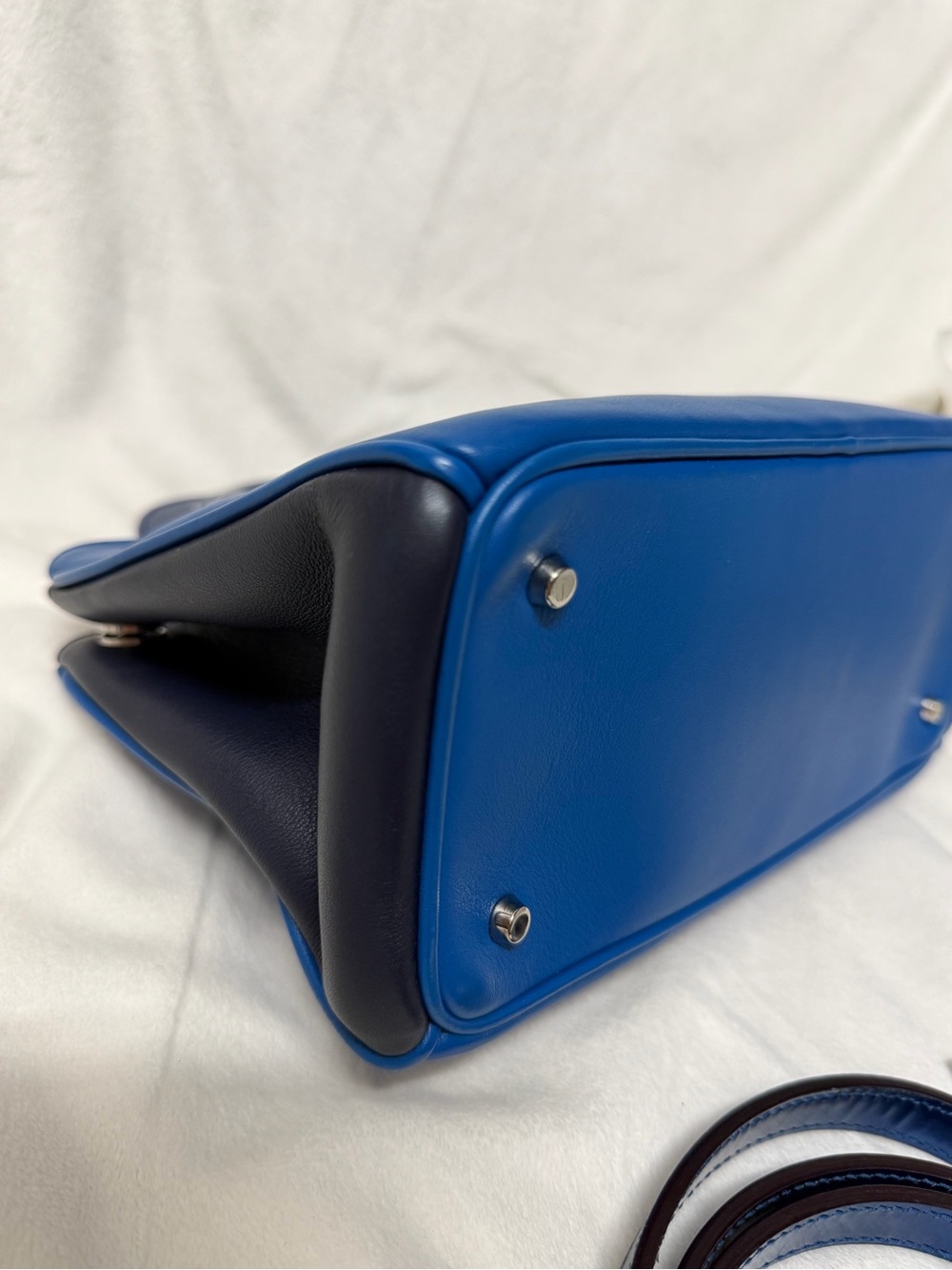 Christian Dior Blue Mini Diorissimo Tote Crossbody Bag ๐ - Picture 10 of 16